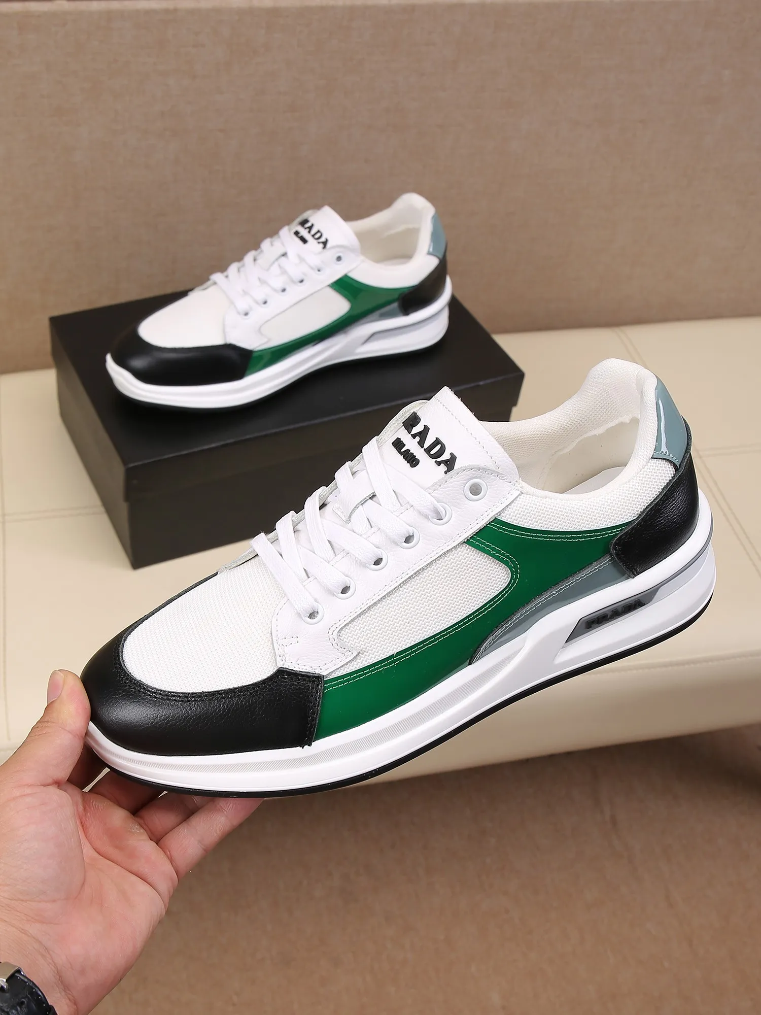 Batch 440 🕷️🕷️【PRADA】Prada's new men's fashionable casual shoes🇨🇳original quality, high-end boutique💯exquisite details,🌶🌶original lightweight, wear-resistant and non-slip original outsole, comfortable to wear🎋classic craftsmanship, fine workmanship, worth owning Code number: 38-44 Large quantities in stock